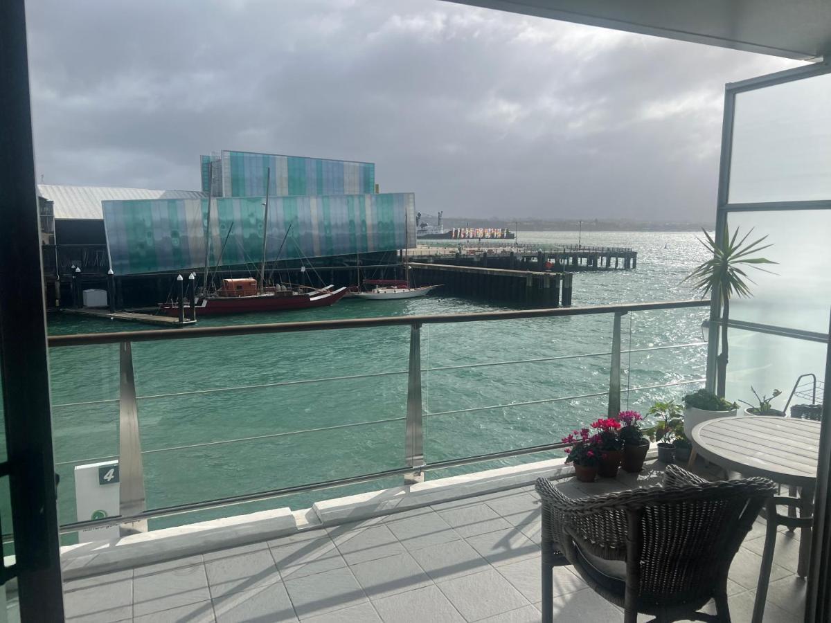 Waterfront Seaview Hotel Apartment - Same Building Block As Auckland Hilton Exterior photo