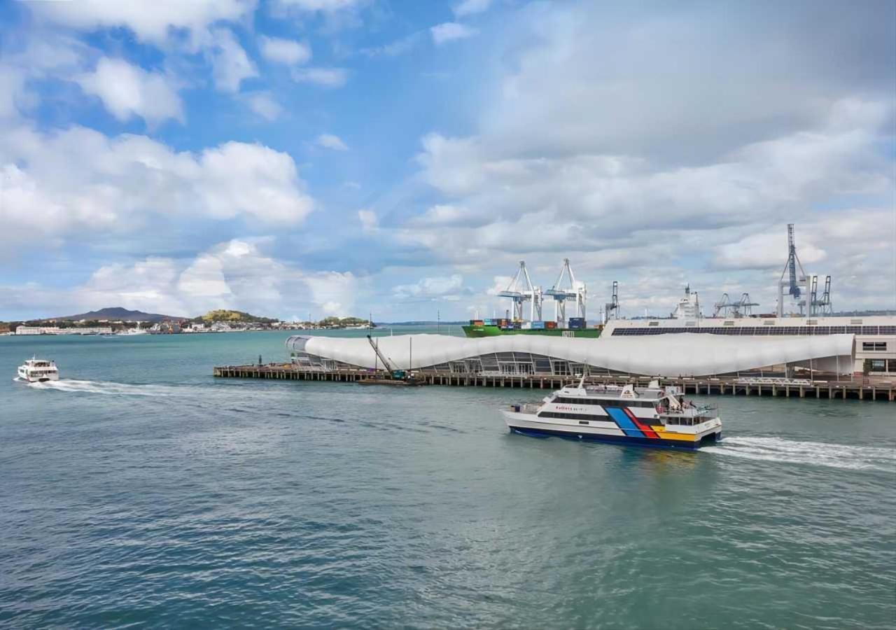 Waterfront Seaview Hotel Apartment - Same Building Block As Auckland Hilton Exterior photo