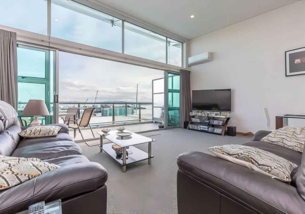 Waterfront Seaview Hotel Apartment - Same Building Block As Auckland Hilton Exterior photo