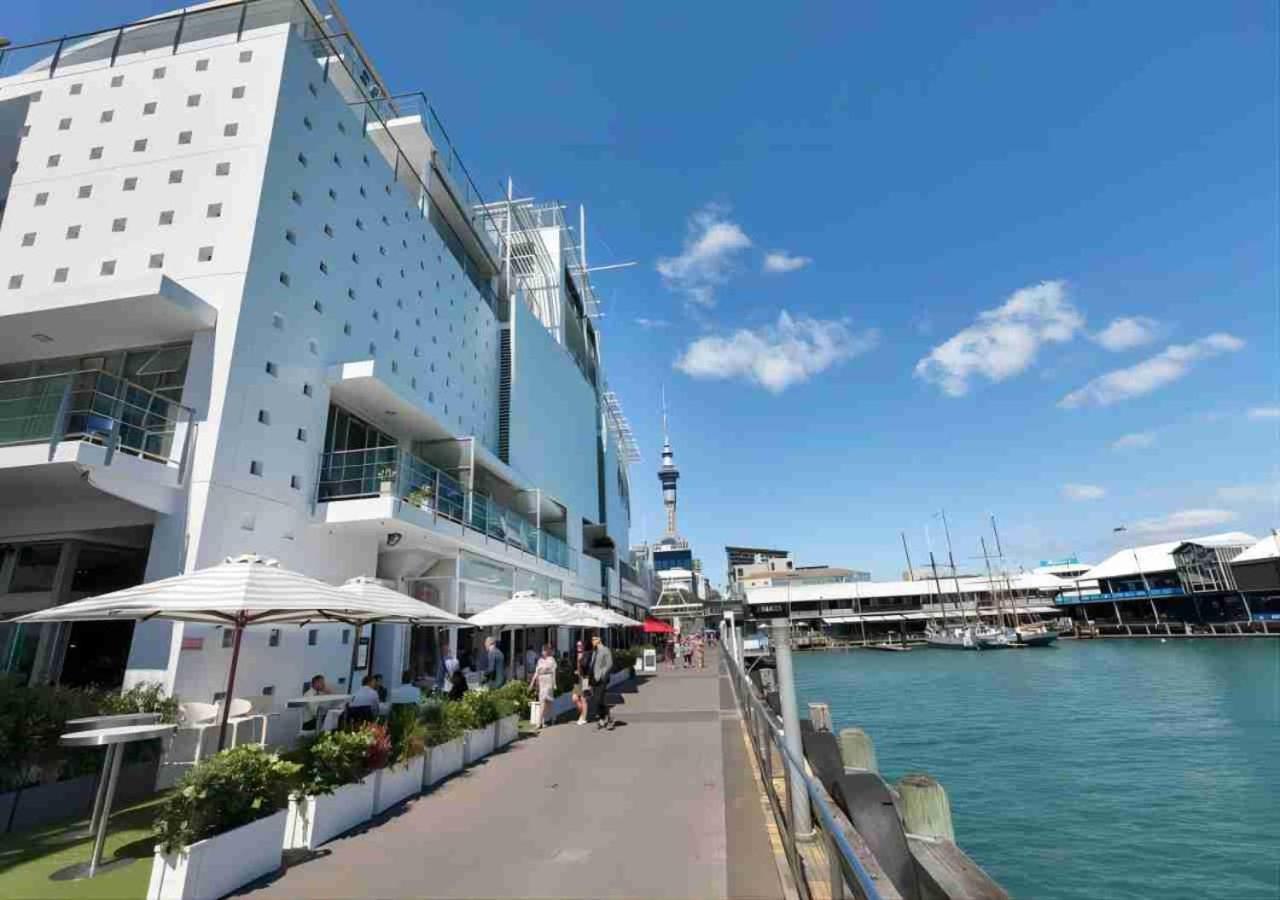 Waterfront Seaview Hotel Apartment - Same Building Block As Auckland Hilton Exterior photo