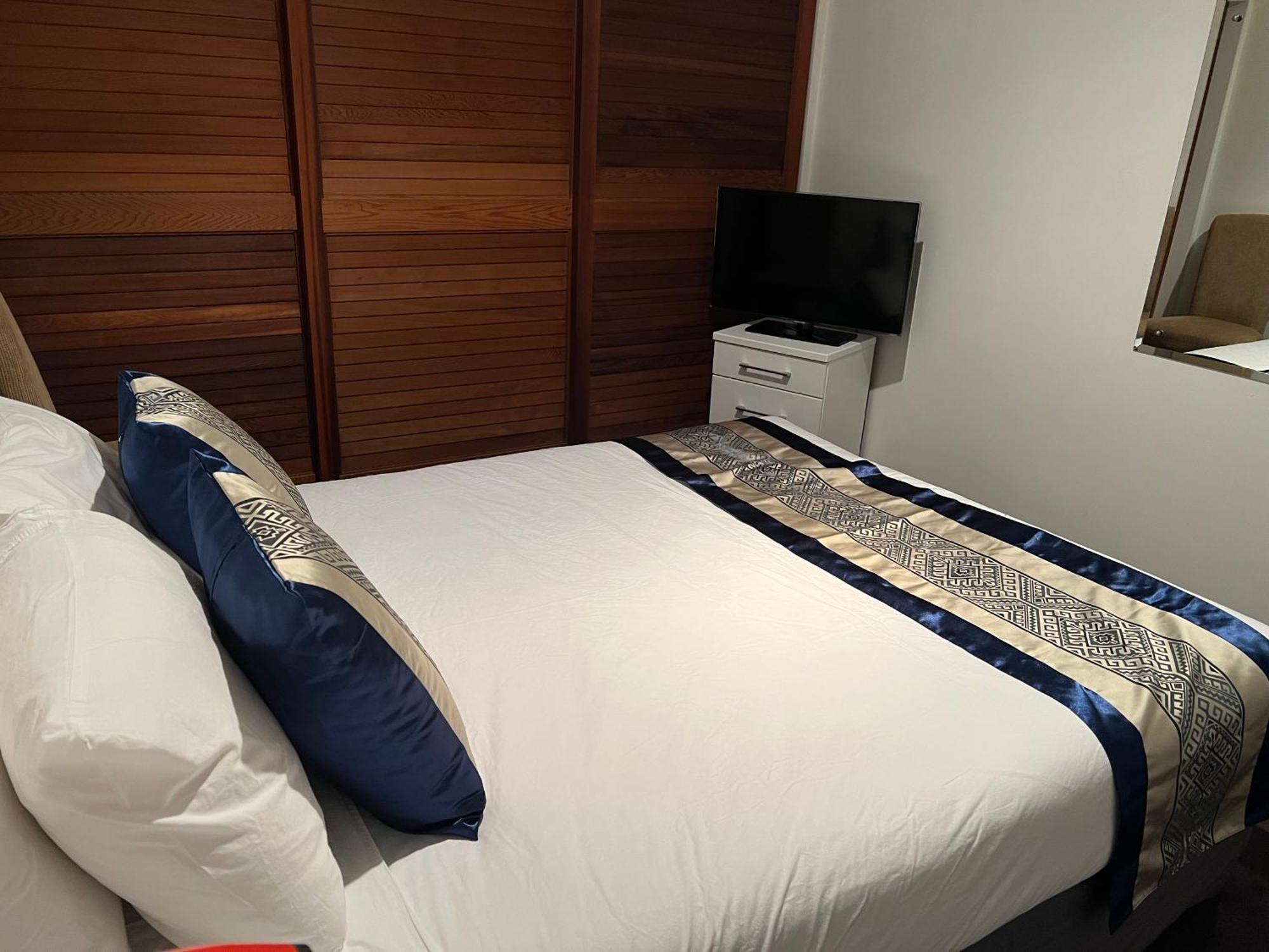 Waterfront Seaview Hotel Apartment - Same Building Block As Auckland Hilton Exterior photo